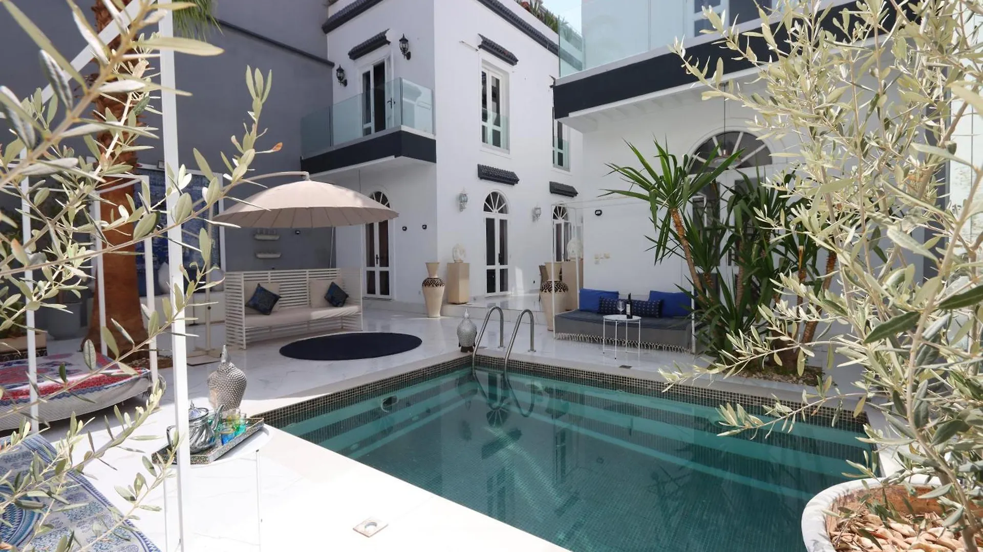 Bed & Breakfast Riad-283 - 5 Chambres Avec Piscine - Marrakech Marakéš Maroko